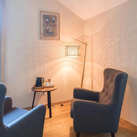 La Maison Du Mole Guest house 2*