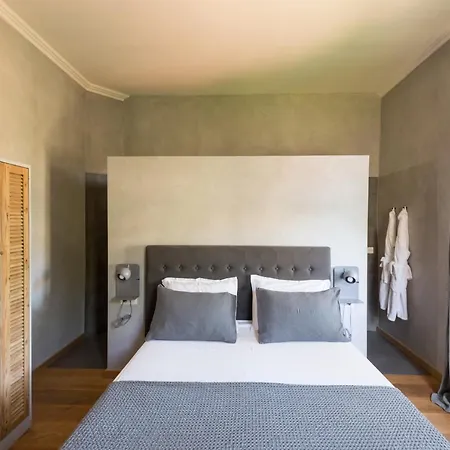La Maison Du Mole Guest house