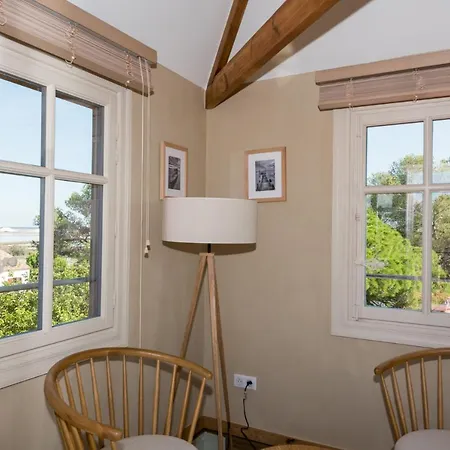 Affittacamere La Maison Du Mole Aigues-Mortes